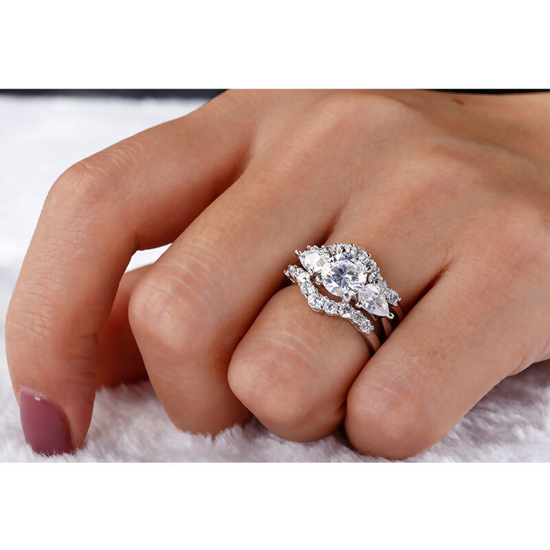 جوليا طقم خواتم قطع دائري من الفضة الإسترليني بثلاثة أحجار