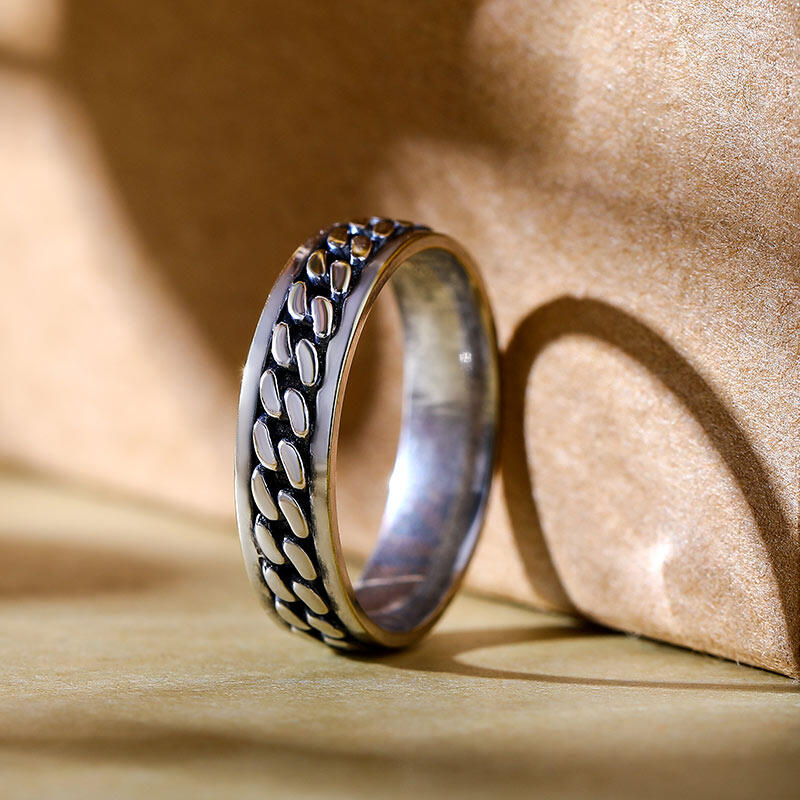 Jeulia "Chain Link" Sterling Silver Band