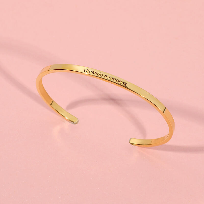 "Les Meilleurs Souvenirs" Bracelet Jonc Prénom Ouvert Personnalisé