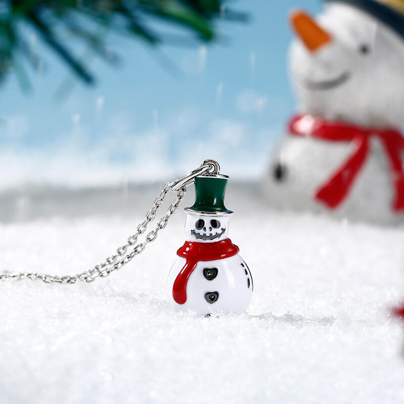 Jeulia "Frosty Snowman" Skull Design Sterling Silver Necklace