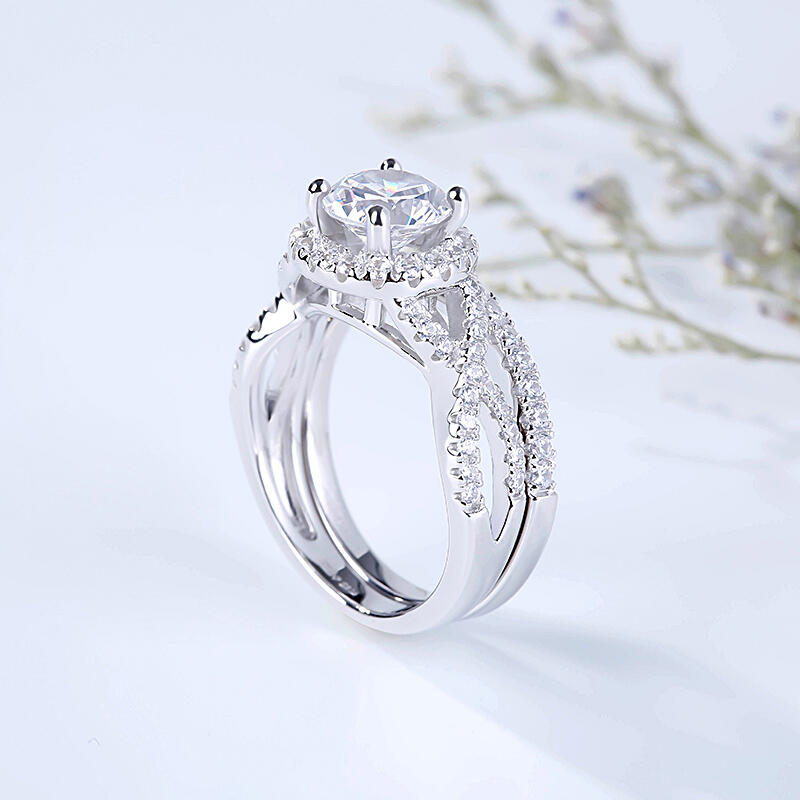 Jeulia Twist Halo Round Cut Sterling Silver Ring Set