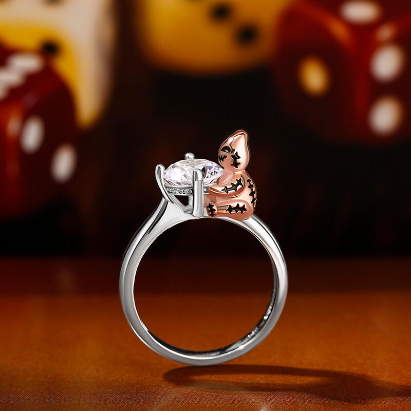 Jeulia Hug Me "Dzień Króla Bugu” Okrągłe Cięcie Srebrny Pierścionek