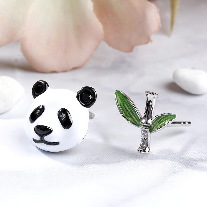 Jeulia Brincos fofos de panda bambu que não combinam