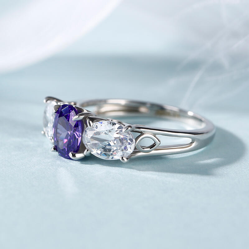 Jeulia Anillo Con Tres Piedras De Talla Ovalada En Plata De Ley