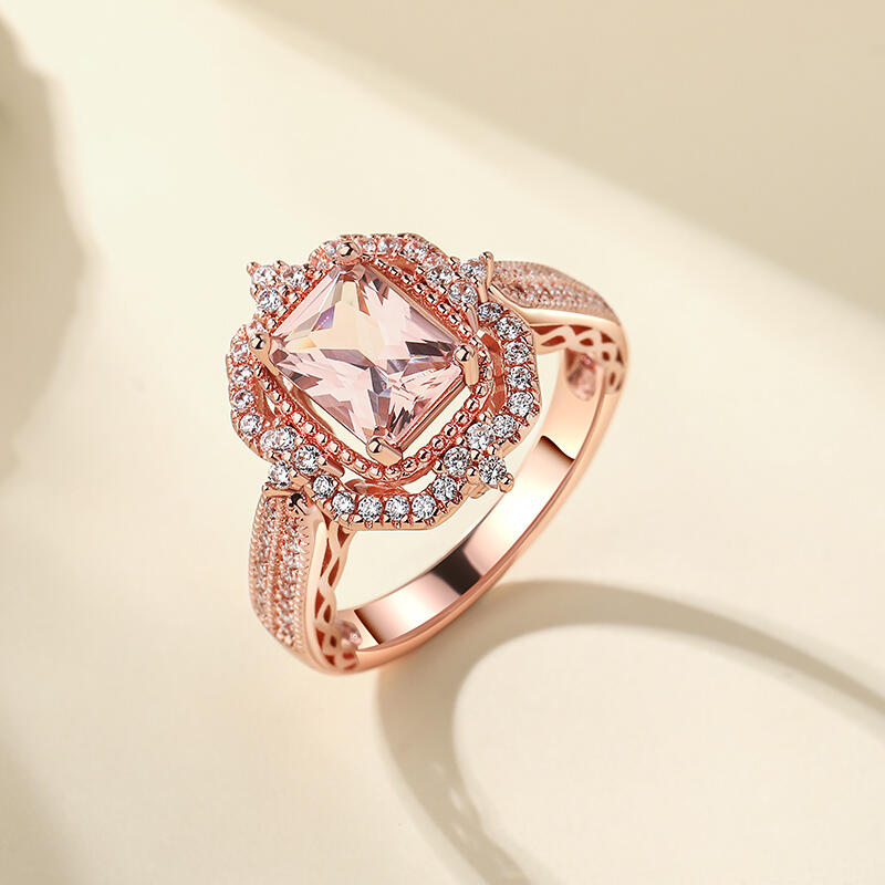 Jeulia Anillo de Plata de Ley con Morganita Sintética de Corte Cojín