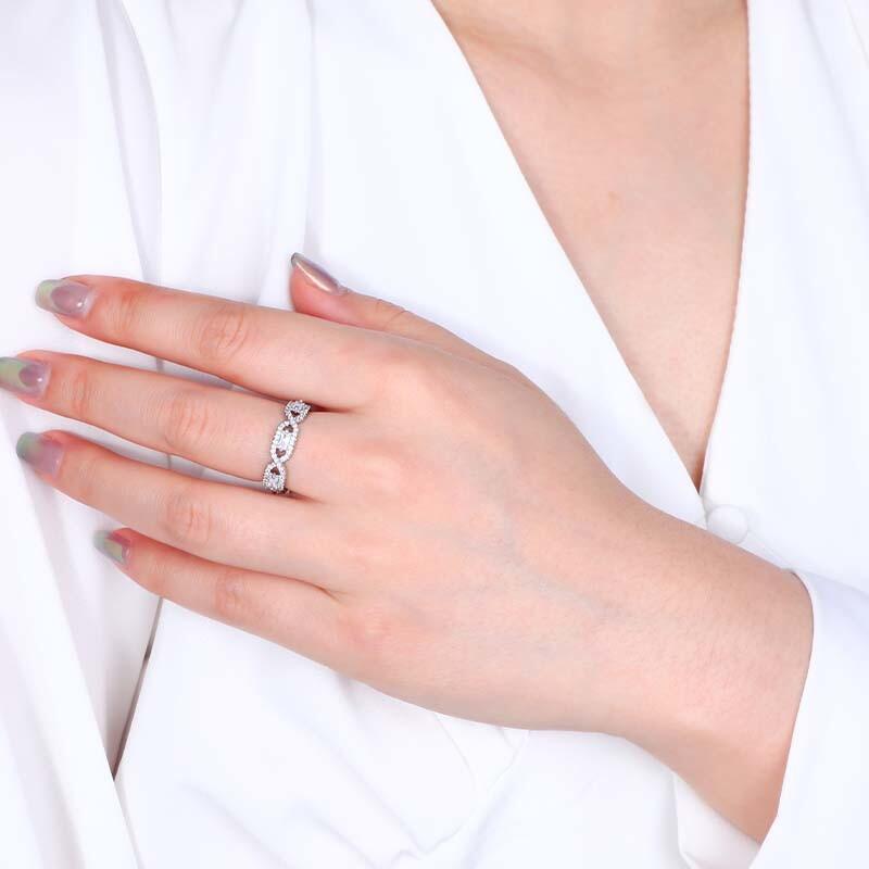 "First Embrace" Classic Wedding Ring