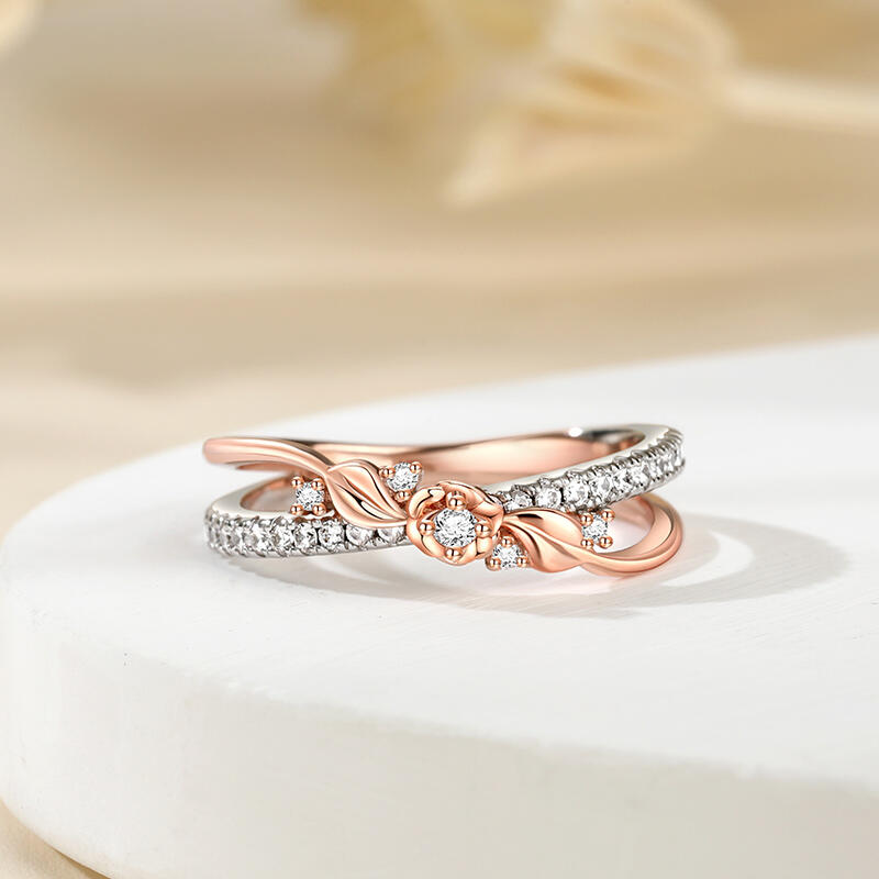 Jeulia Bague Modèle en croix Or rose Deux tons Fleurs enchevêtrées Argent Sterling