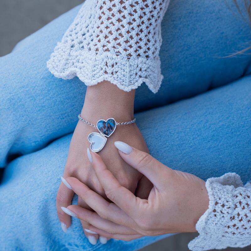 Personalized Heart-Shaped Photo Box Bracelet Gift for Girls