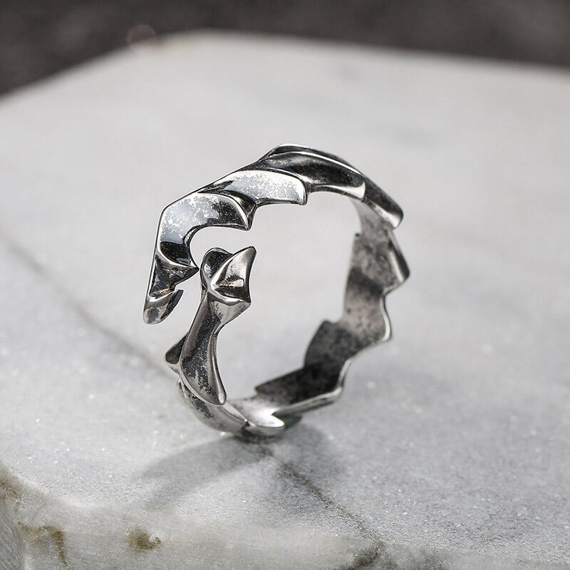 Jeulia "Dragon Flame" Sterling Silver Open Ring
