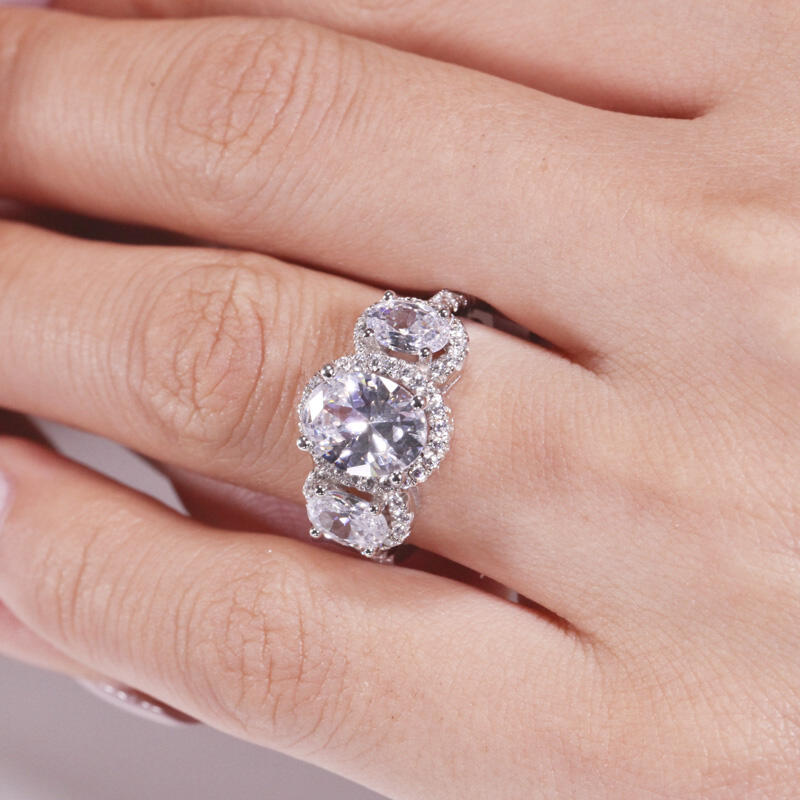 Jeulia Luxurious Oval Cut Sterling Silver Ring