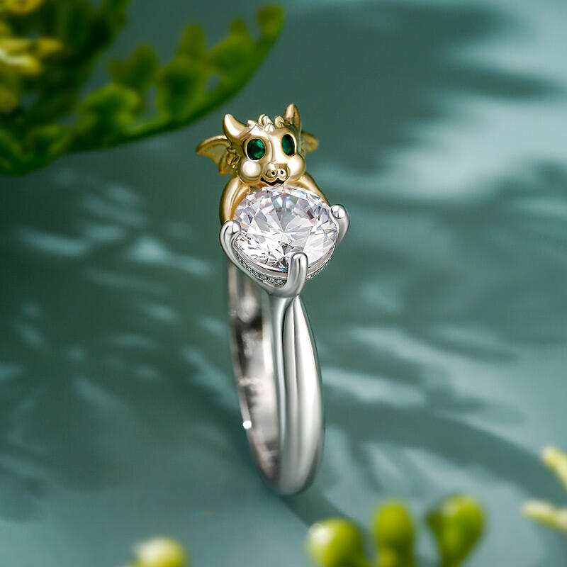 Jeulia Hug Me "Unrivalled Power" Dragon Round Cut Sterling Silver Ring