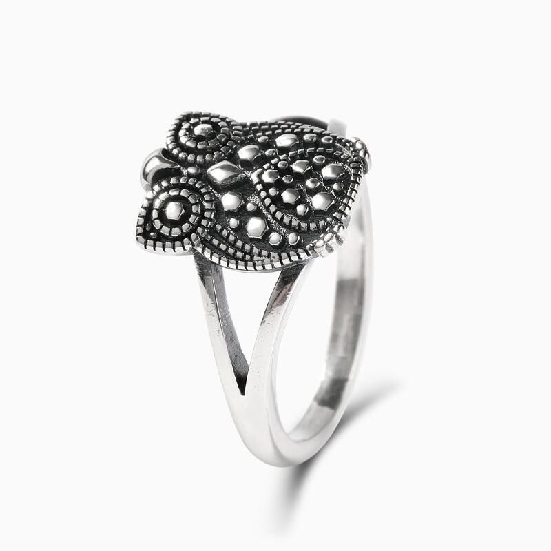 Jeulia "As Wise As An Owl" Sterling Silver Ring