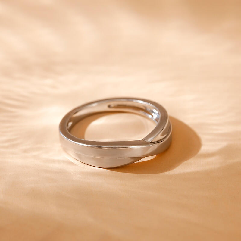 Jeulia Stylish Crossover Sterling Silver Men's Band