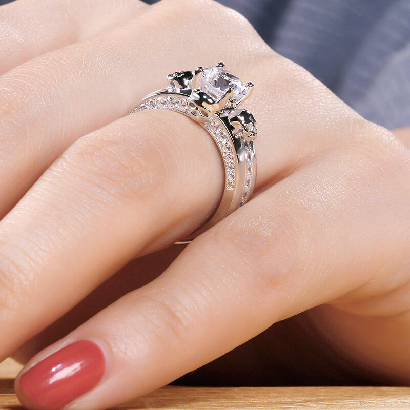 Jeulia Interchangeable Round Cut Sterling Silver Skull Ring