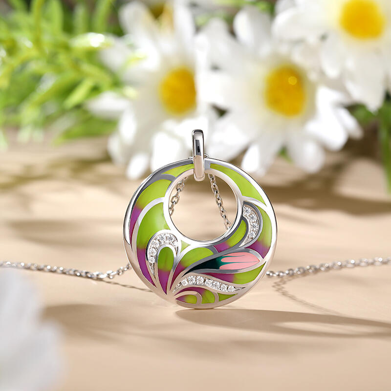 Jeulia "Flowing" Leaf Enamel Sterling Silver Necklace