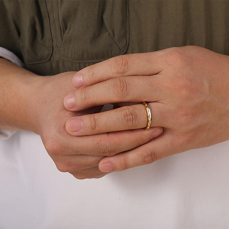 Jeulia Hug Me "Sweet Honey" Men's Wedding Band Two Tone Sterling Silver