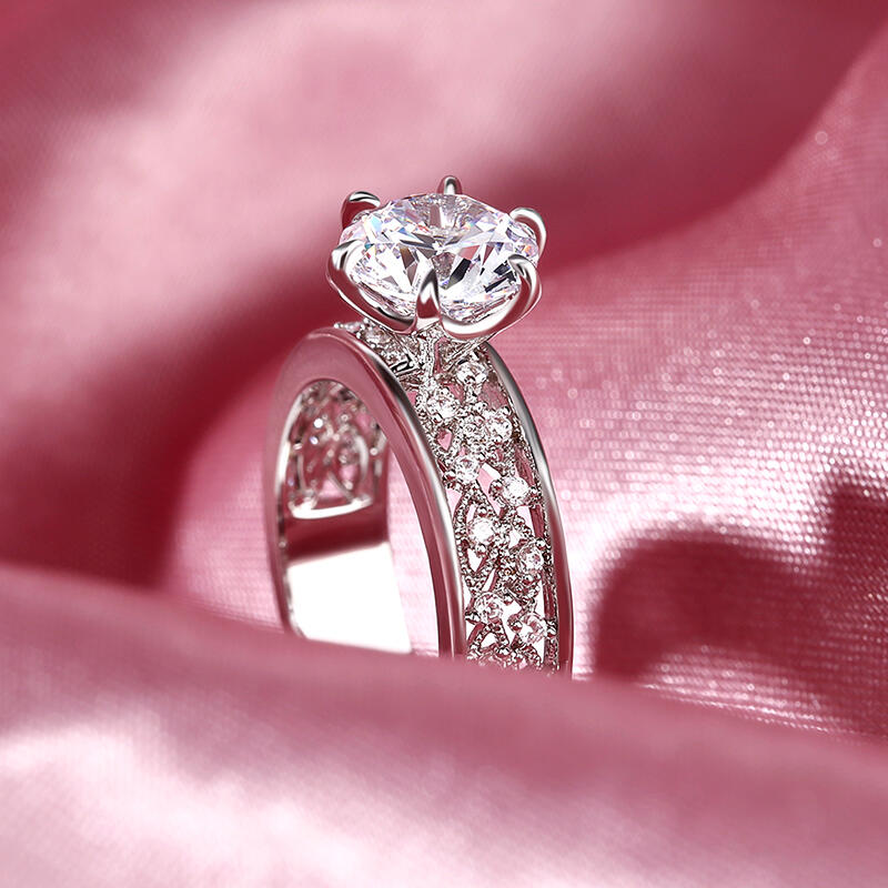 Jeulia Vintage Leaf Round Cut Sterling Silver Ring