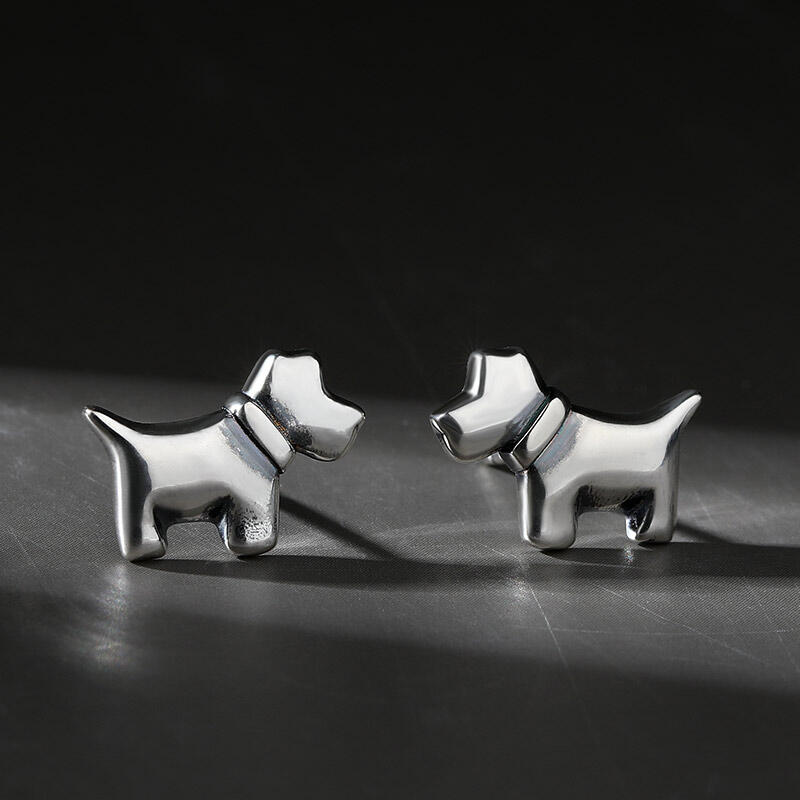 Jeulia Pendientes de botón de perritos de plata de ley