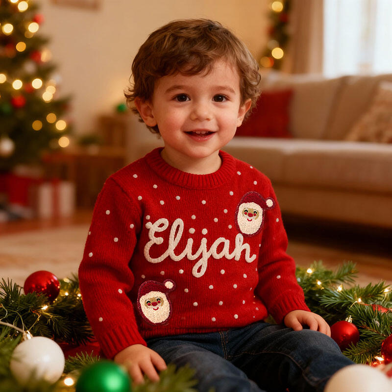 Suéter personalizado con nombre y adornos bonitos, ideal como regalo de Navidad.