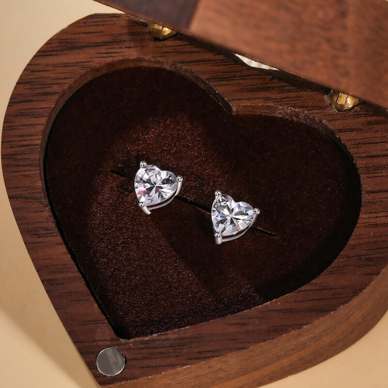 Jeulia Boucles d'Oreilles Clous de Cœur Solitaires Simples avec Pierre de Naissance