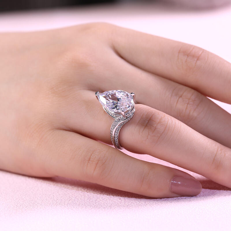 Jeulia "Intertwining" Pear Cut Sterling Silver Ring