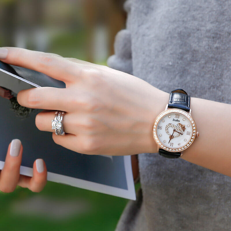 Jeulia "Dancing by the Moonlight" Fashion Mermaid Women's Watch