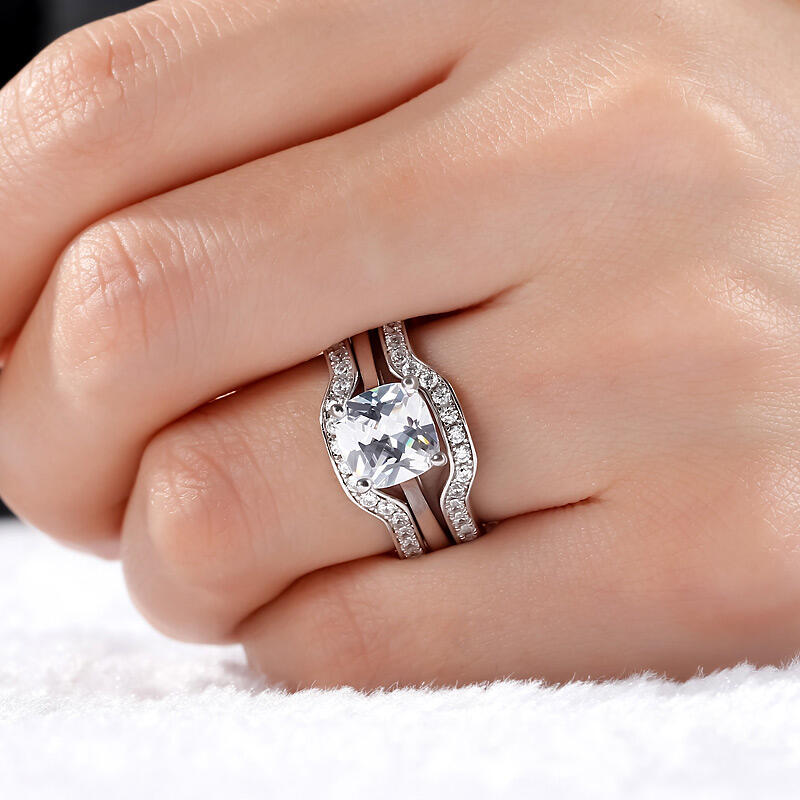 Jeulia 3PC Cushion Cut Sterling Silver Ring Set