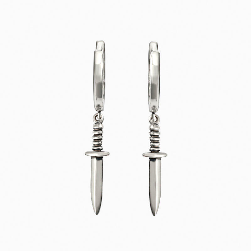 Jeulia Pendientes colgantes con diseño de puñal de plata de ley