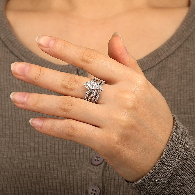 "Die ewige Wahrheit" Marquisenschliff 2-teiliges Brautset