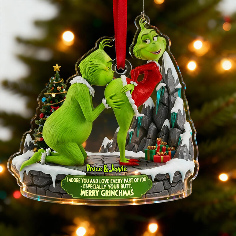 Personalized Green Anime Character Pendant with Custom Name Gift for Couples