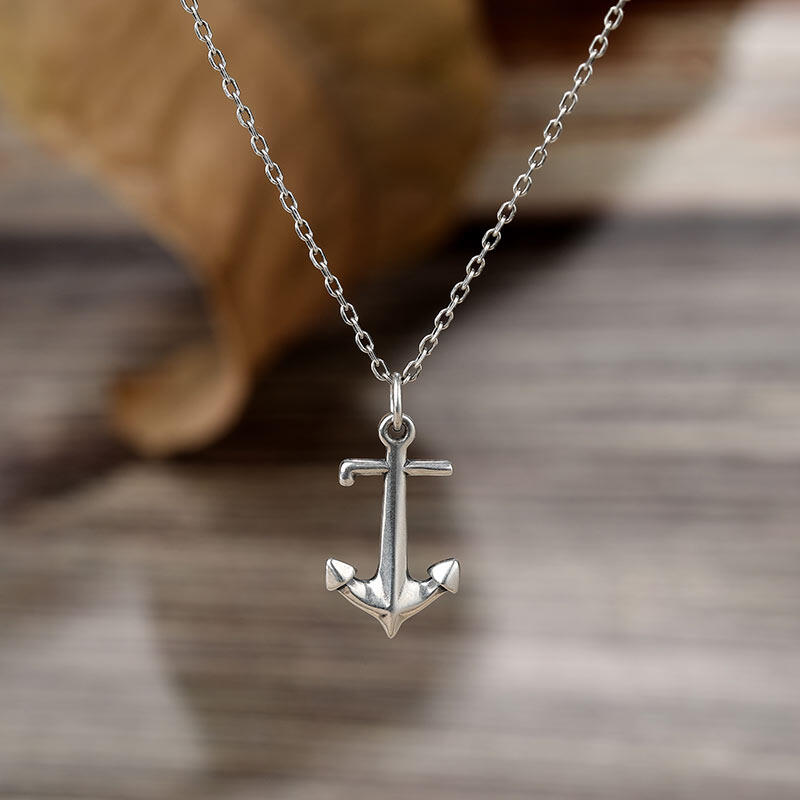 Jeulia Colgante con forma de ancla tridimensional de plata de ley