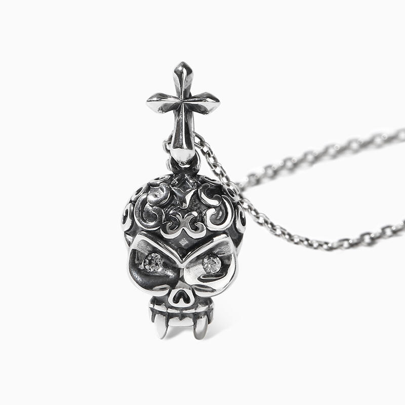 Jeulia Collar con colgante de calavera y cruz de plata de ley
