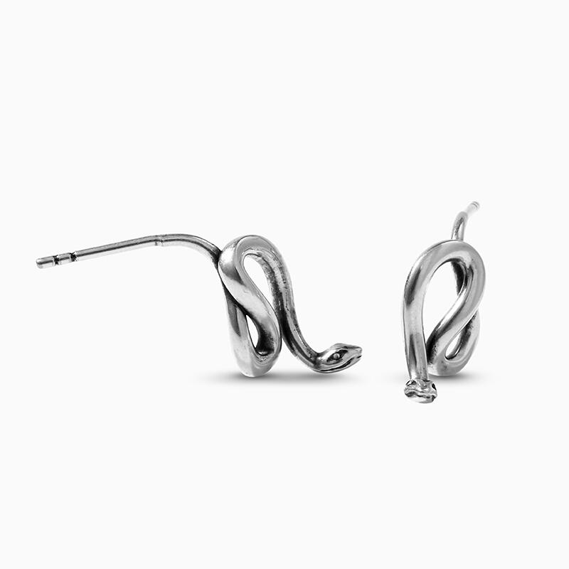 Jeulia "A Hint of Danger" Snake Sterling Silver Earrings
