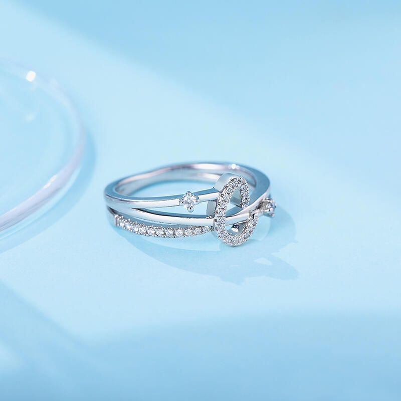 Jeulia Anillo personalizado de nombre inicial plata de ley para mujer