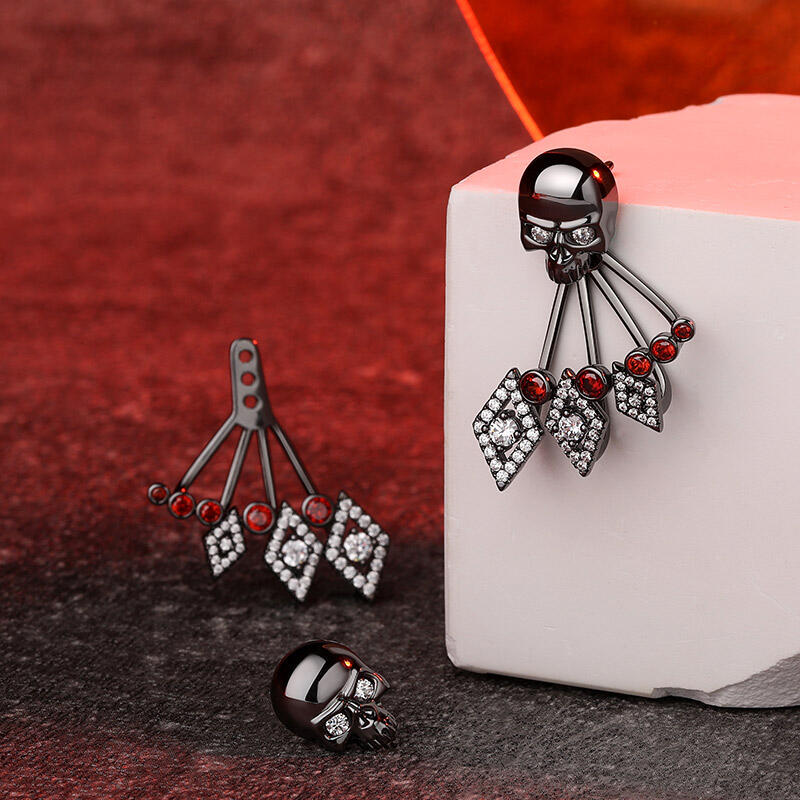 Jeulia "Rebellion" Skull Design Sterling Silver Ear Jackets