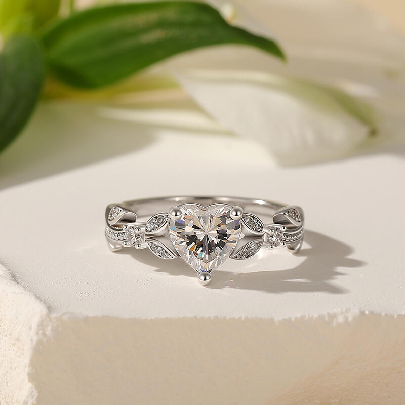 Jeulia Fine Vine Heart Engagement Ring Sterling Sliver