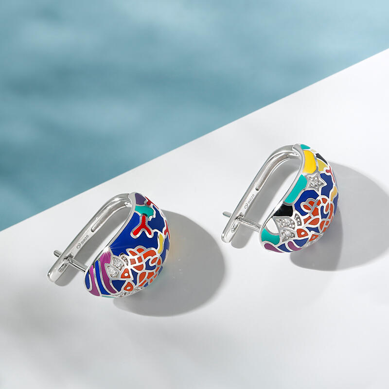 Jeulia Brincos de argola em prata de lei com esmalte multicolorido