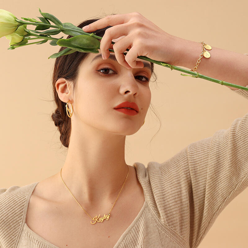 Jeulia "Love Yourself" Gepersonaliseerde Sterling zilveren naamketting met geboortesteen