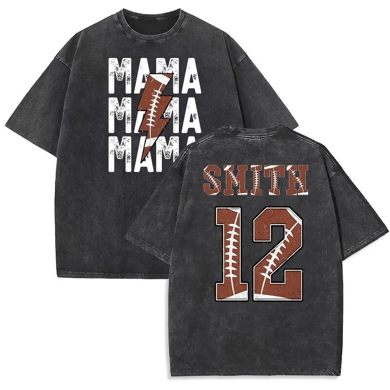 Camiseta lavada personalizada con diseño de fuente de elementos de fútbol personalizados, regalo atractivo para amantes del deporte.