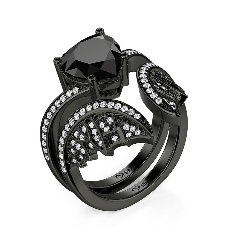 Jeulia Vintage Bat Wing Black Heart Bridal Ring Set
