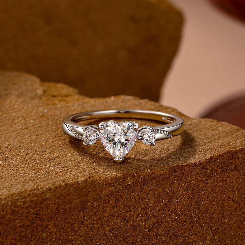 Jeulia Custom Simple Heart Cut Three-Stone Bezel Set Ring