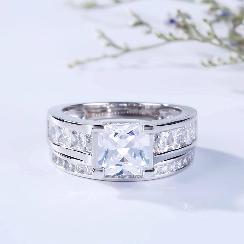Jeulia Classic Princess Cut Sterling Silver Ring Set