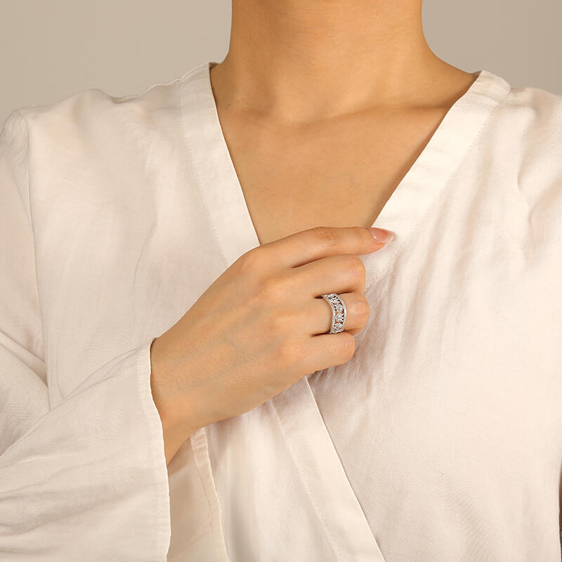 "Wavy Tulips" Eternity Wedding Ring