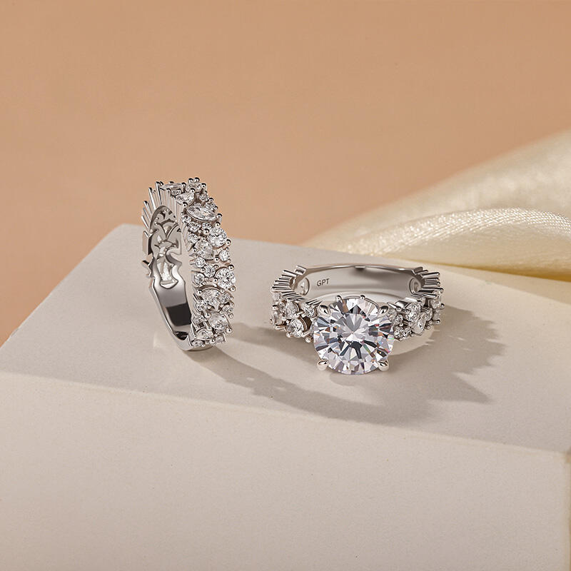 Jeulia Olivetta Round Cut Engagement Ring Set