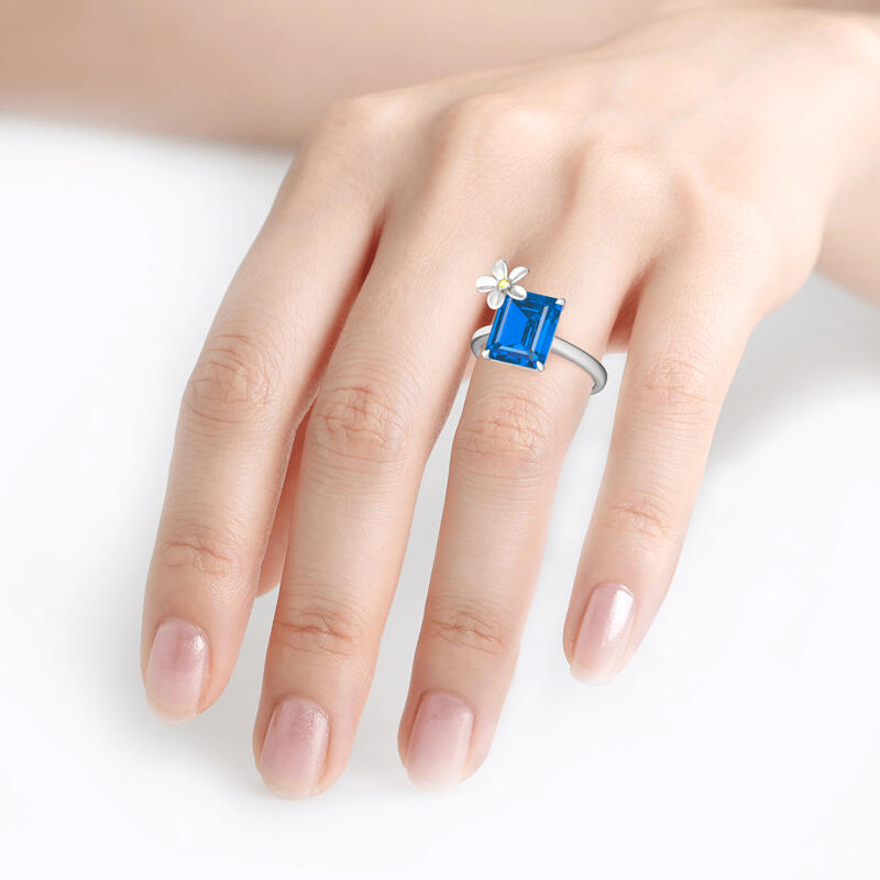 Jeulia "Fragrant Flower" Emerald Cut Sterling Silver Ring