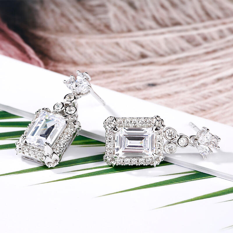 Jeulia Vintage Flower Halo Emerald Cut Sterling Silver Drop Earrings