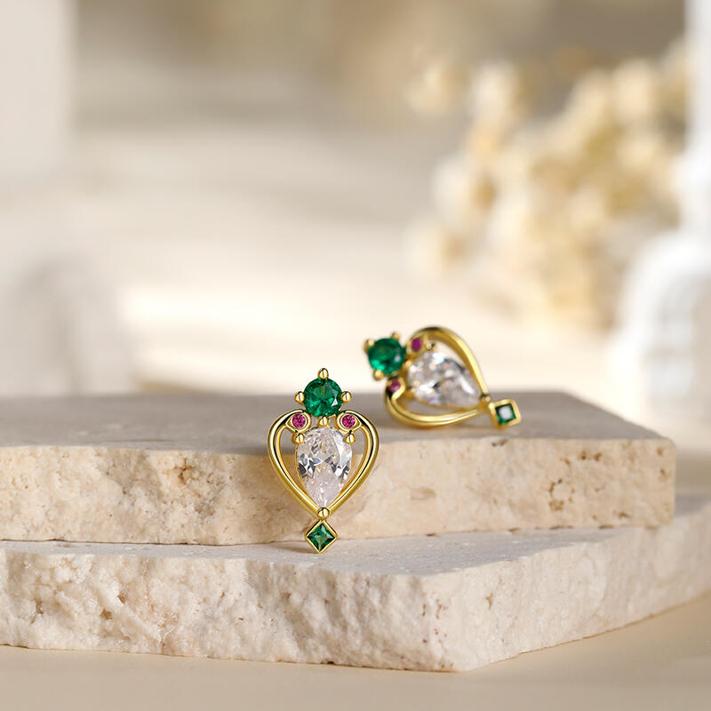 Jeulia "Power" Vintage Queen of Hearts scepter Sterling Silver Earrings