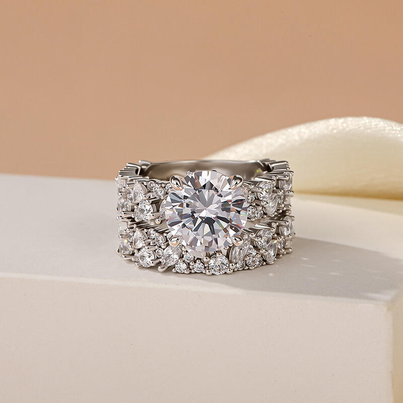 Jeulia Olivetta Round Cut Engagement Ring Set