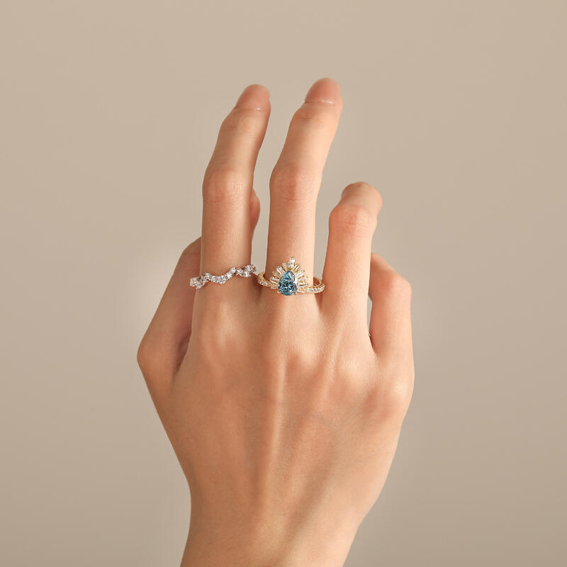 Jeulia Luna Astra Sunrise Two Tone Pear Ring Set