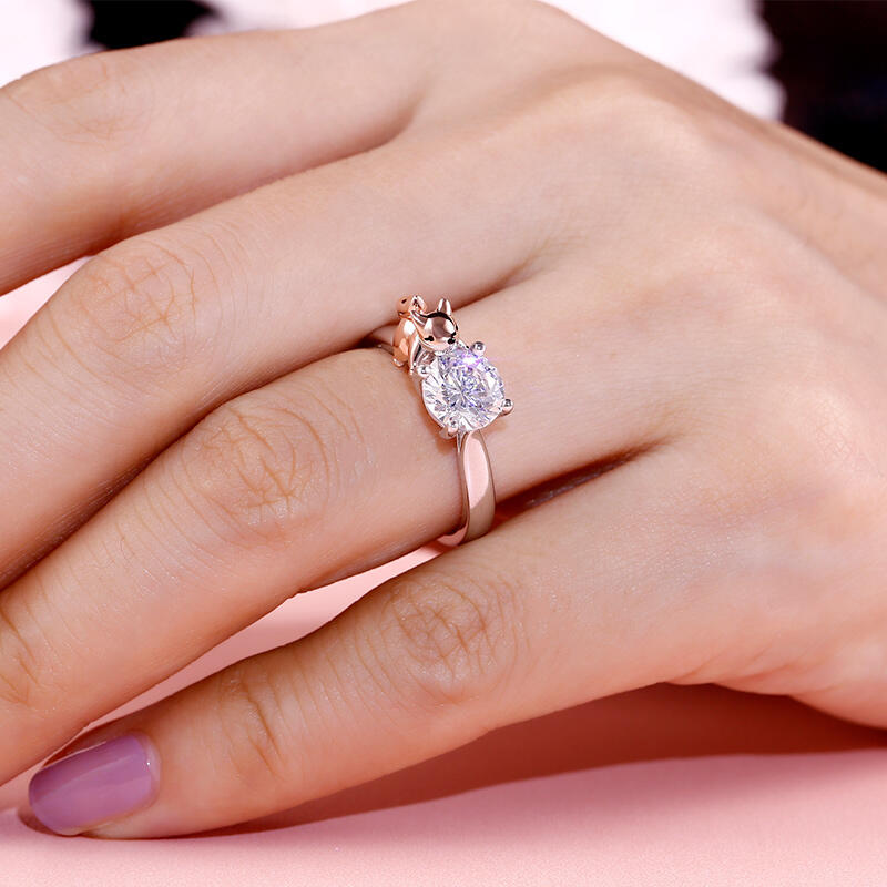 Jeulia Hug Me "Baby Fox" Round Cut Sterling Silver Adjustable Ring